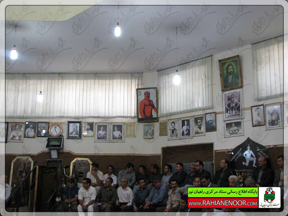 مراسم گلریزان اداره کل ورزش و امور جوانان کردستان در حمایت از مردم مظلوم غزه/زورخانه پهلوان نادر سنندج