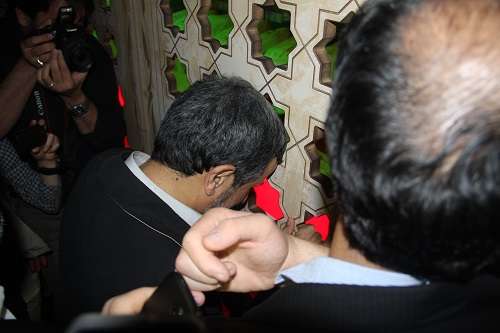 حضور احمدی‌نژاد در معراج شهدای اهواز
