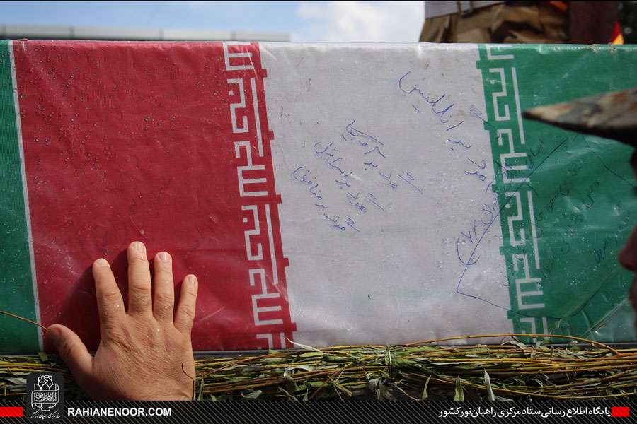 گزارش تصویری/ استقبال و بدرقه شهدای تازه تفحص شده در شهر سقز