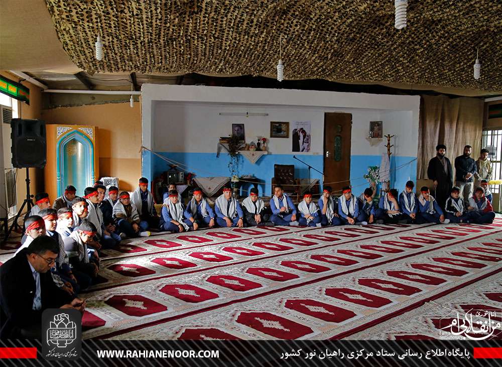 گزارش تصویری/ حضور دانش آموزان مدرسه شاهد خیبر اهواز در معراج شهداء