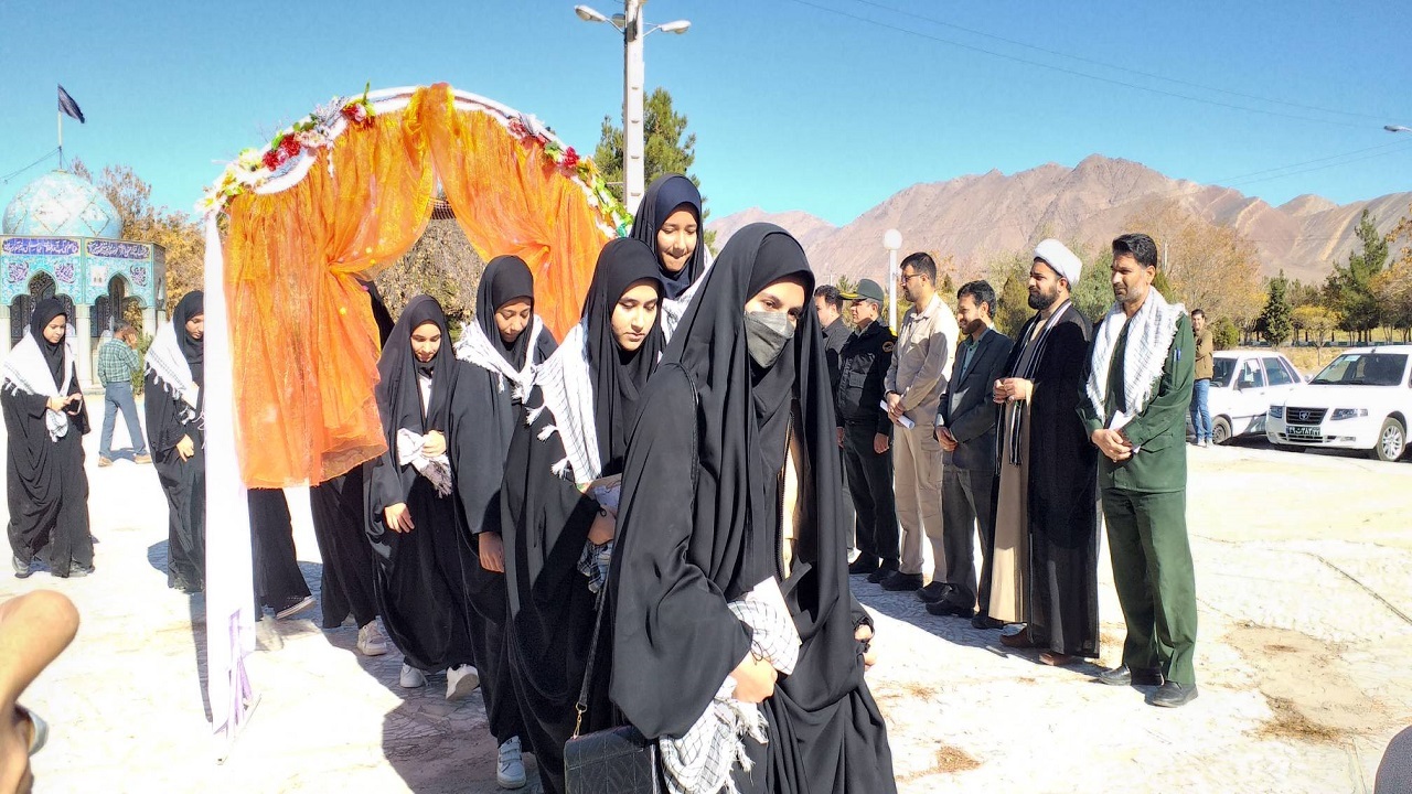 استان کرمان |  اعزام دانش آموزان کوهبنانی به اردوی راهیان نور