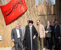 گزارش تصویری/ حضور حضرت آیت الله خامنه ای در یادمان شهدای شرق کارون