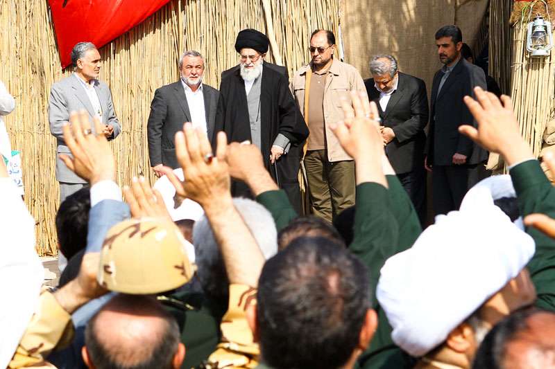 گزارش تصویری/ حضور امام خامنه ای در یادمان شهدای شرق کارون