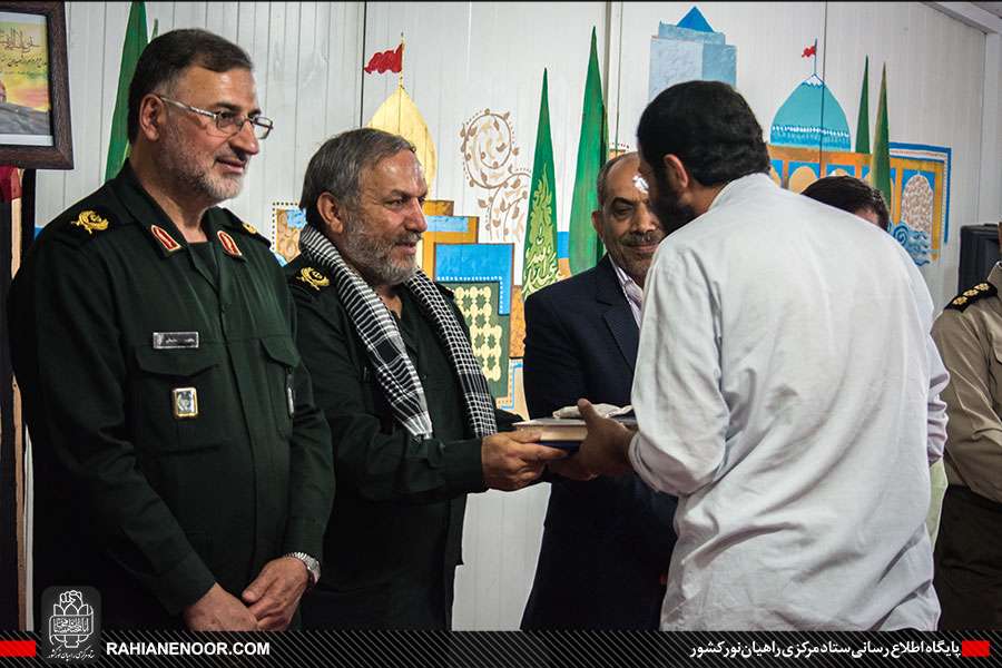 همایش تجلیل از مسئولین یادمان‌های راهیان‌نور و خادمین شهدا