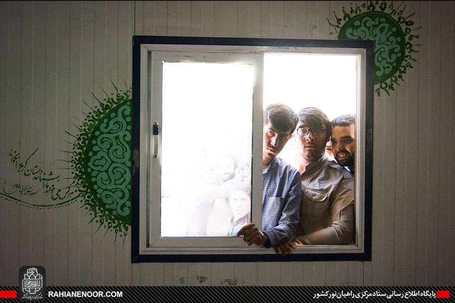 همایش تجلیل از مسئولین یادمان‌های راهیان‌نور و خادمین شهدا