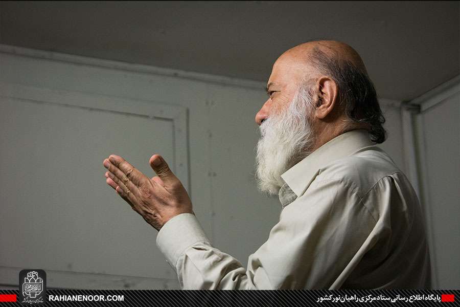 مهندس مهدی چمران در بازدید از جهاد رسانه ای شهید رهبر