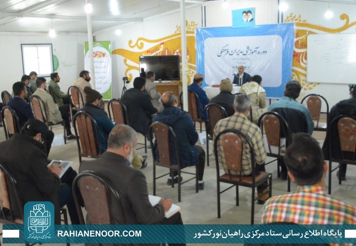 اولین دوره آموزشی مدیران فرهنگی یادمان های دفاع مقدس جنوب کشور برگزار شد
