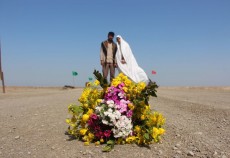 جشن ازدواج یک زوج جوان در یادمان شهدای دشت ذولفقاری