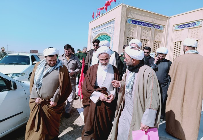 حضور حجت‌الاسلام حاجی‌صادقی در یادمان شهدای شلمچه